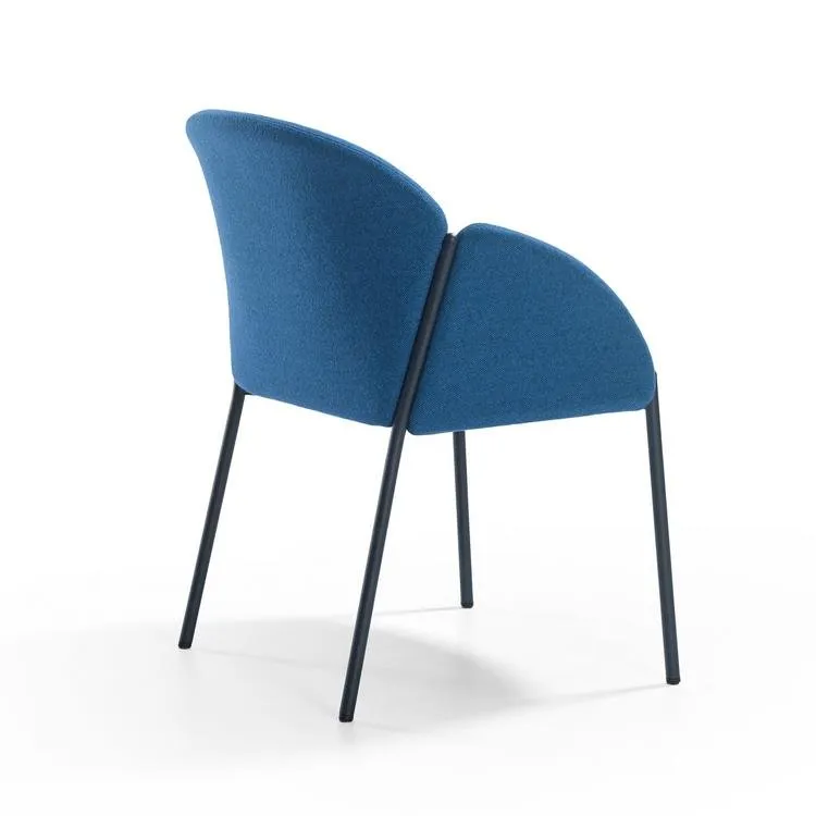 Andrea Chair by Artifort