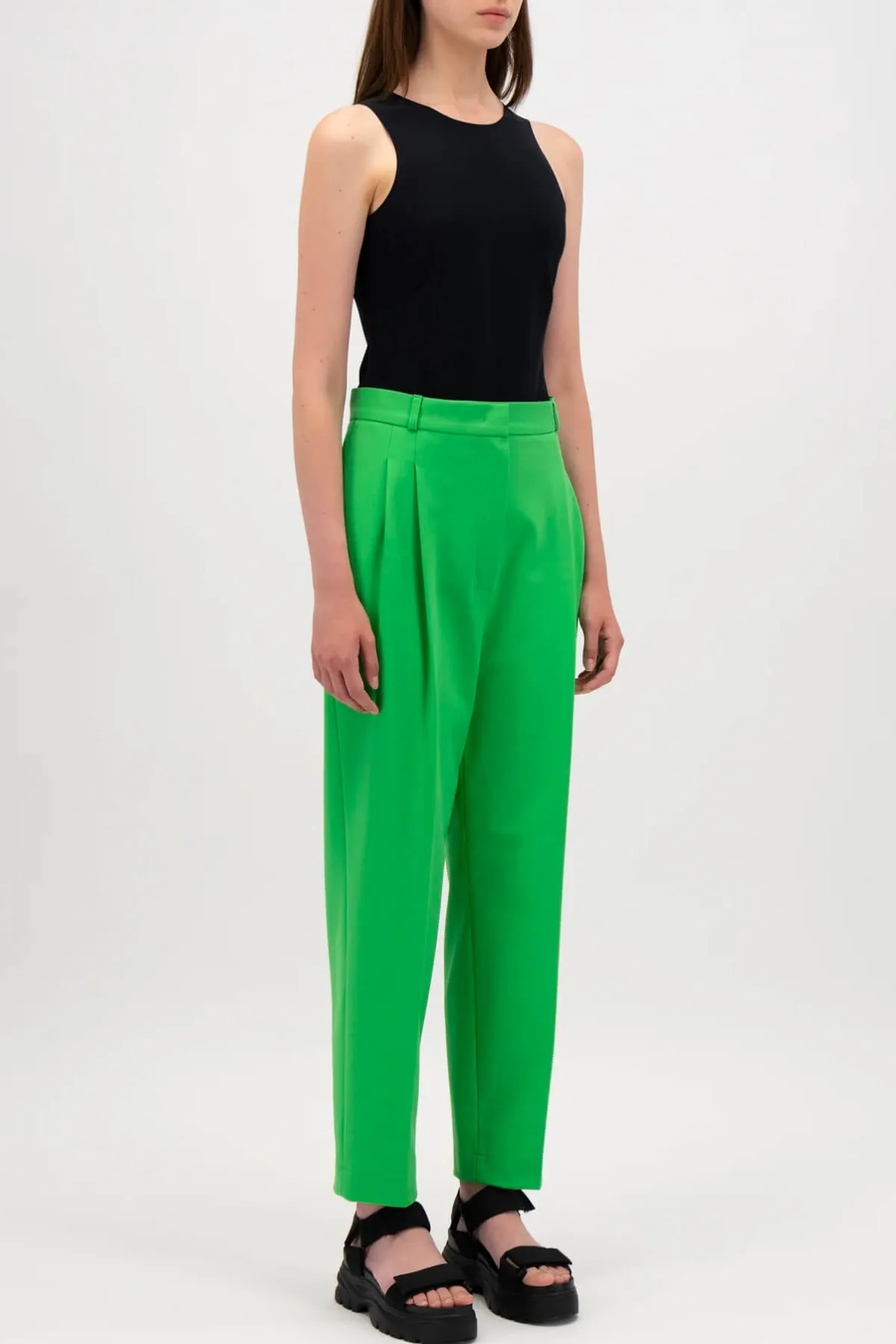 Harris Wharf Tapered Pant - Apple Green