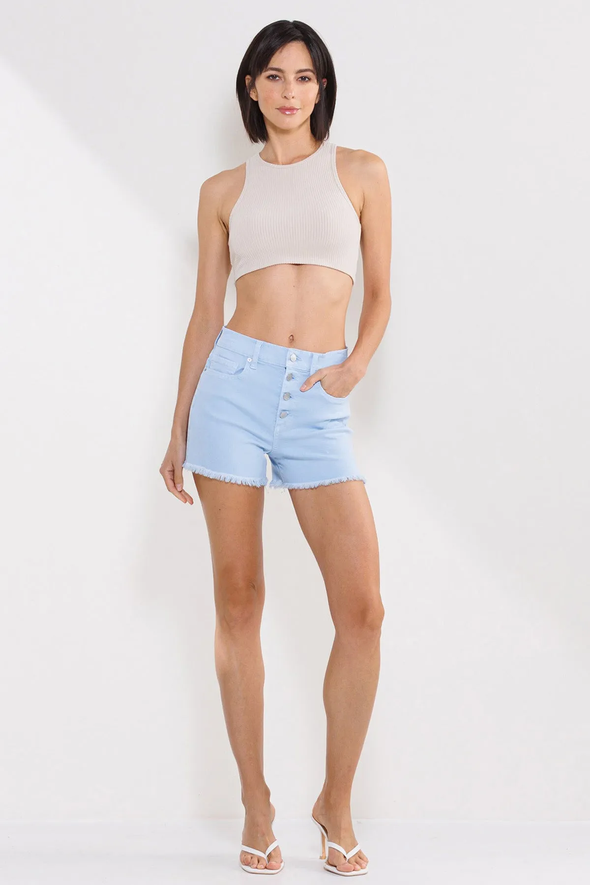 HIGH RISE 90'S SHORTS WITH FRAY HEM AND BUTTON DETAIL IN LIGHT BLUE / SP-S7471LB