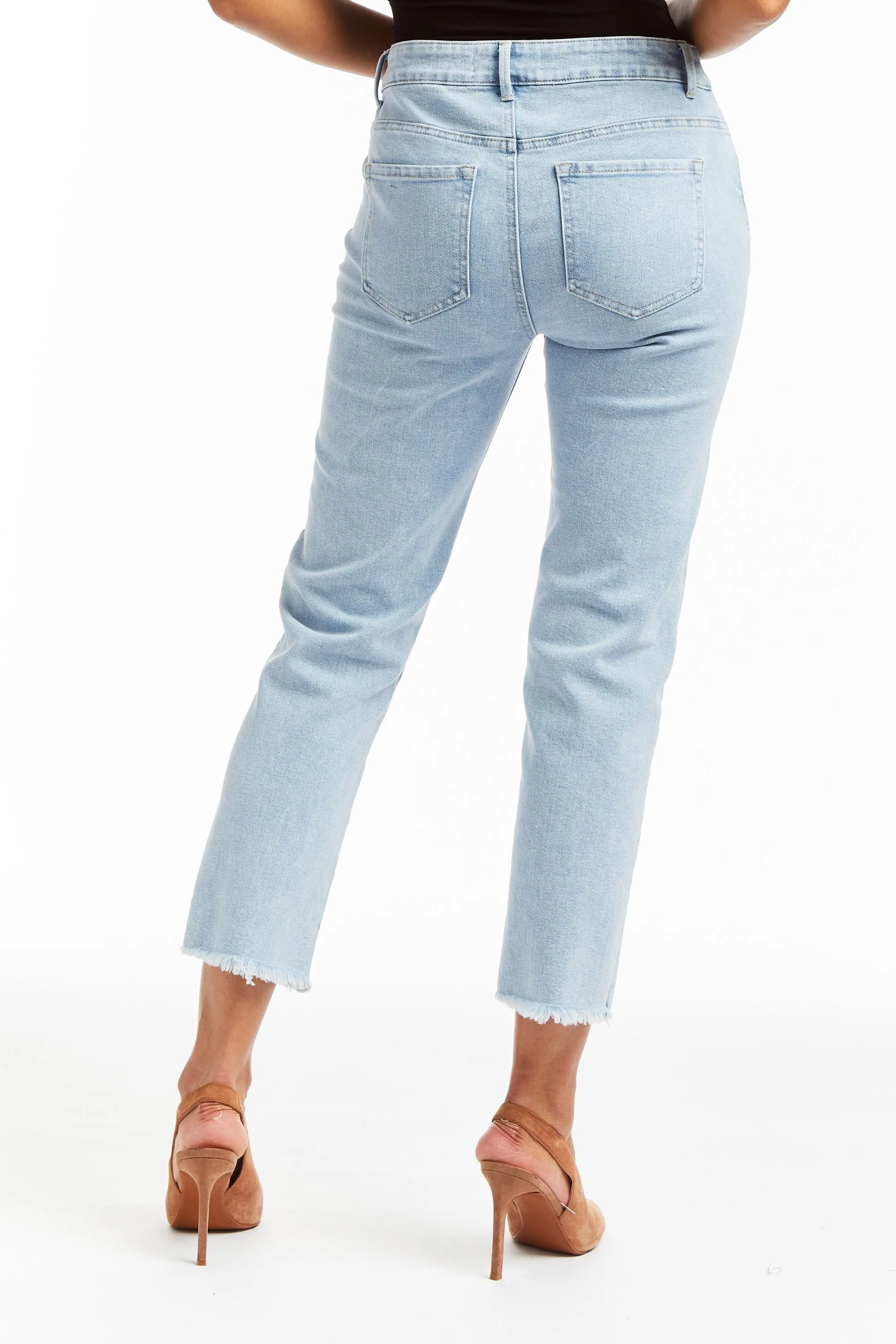 High Rise Cropped Slim Straight With Fray Hem