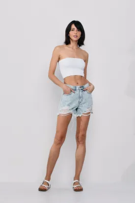 HIGH RISE DENIM SHORTS WITH DISTRESS AND FRAY HEM / SP-S7412