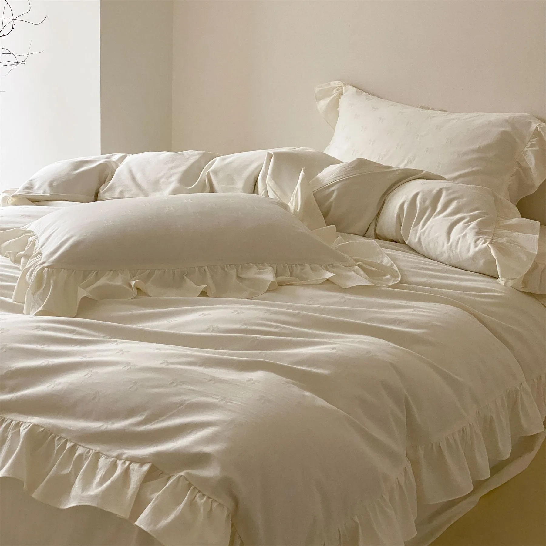 Mimi Ribbon Ruffle White Bedding Set