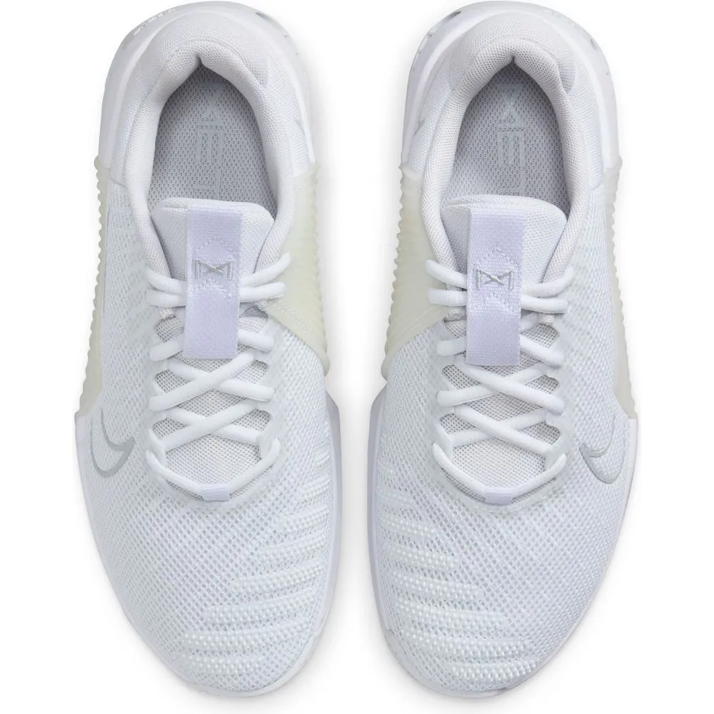 Womens Metcon 9 - White/Pure Platinum