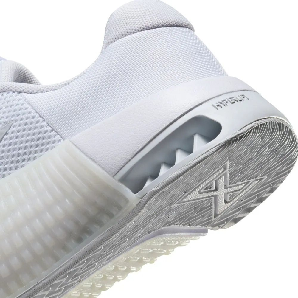 Womens Metcon 9 - White/Pure Platinum